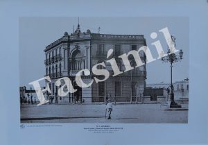 Almería. Nº 3 Plaza Circular, hacia 1905-1910. Pequeña (50 x 35 cms) Blanco y Negro.